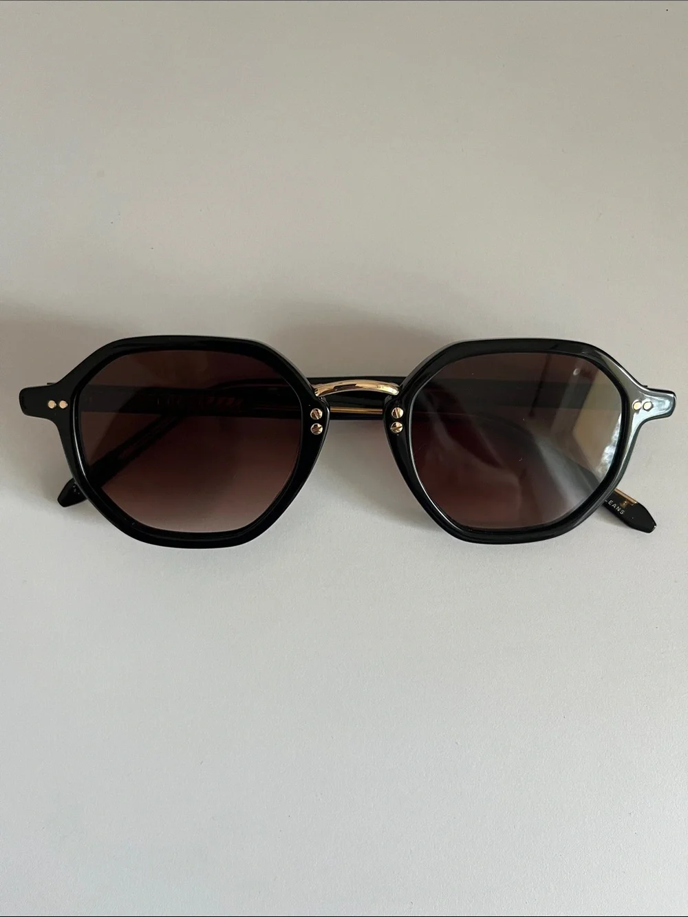 Krewe Dakota black tea 18k sunglasses
